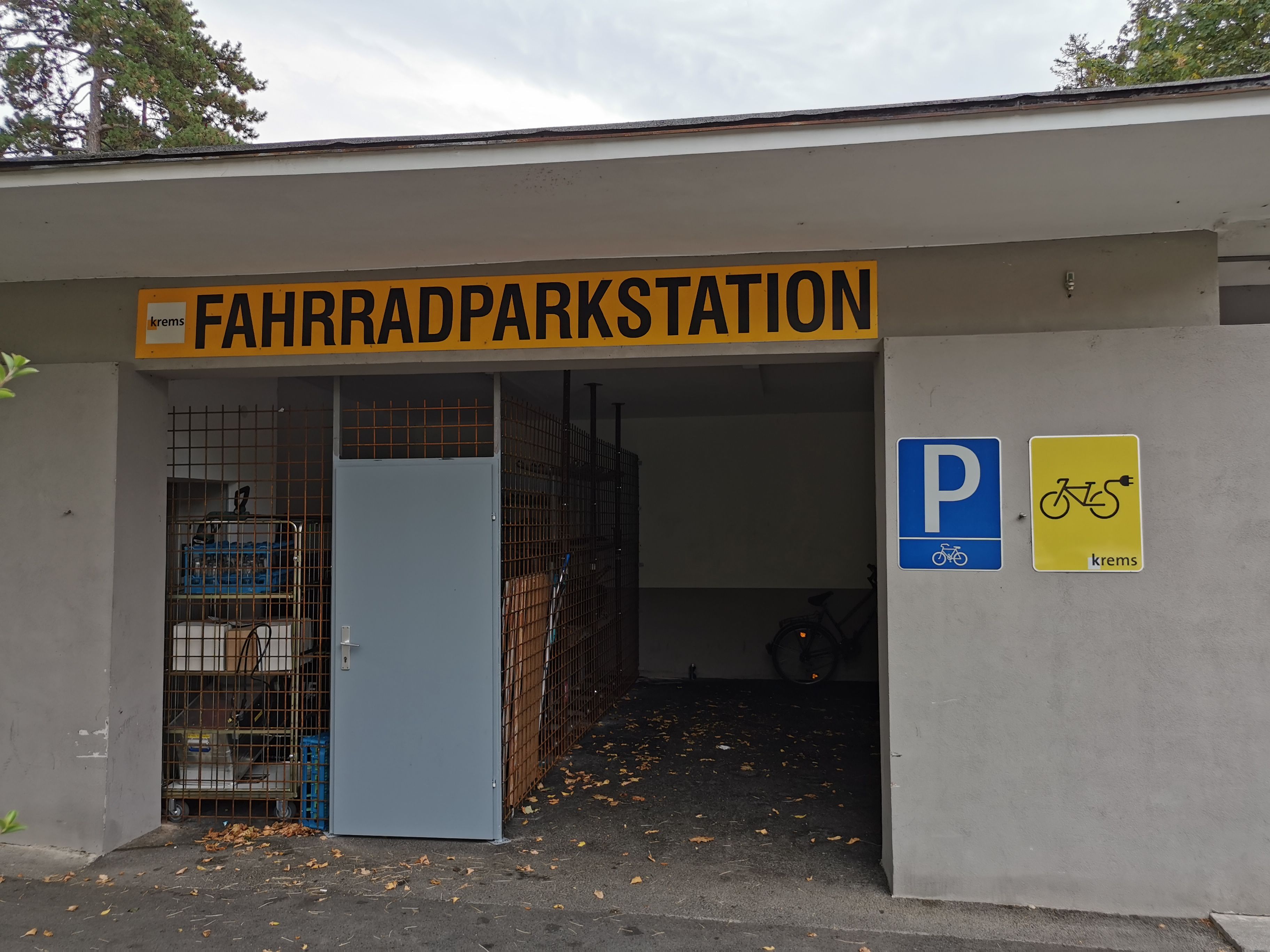 E-charging stations at the city park near "Marie im Park"