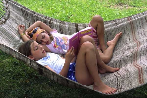 It's cozy in the hammock!, &copy; zVg