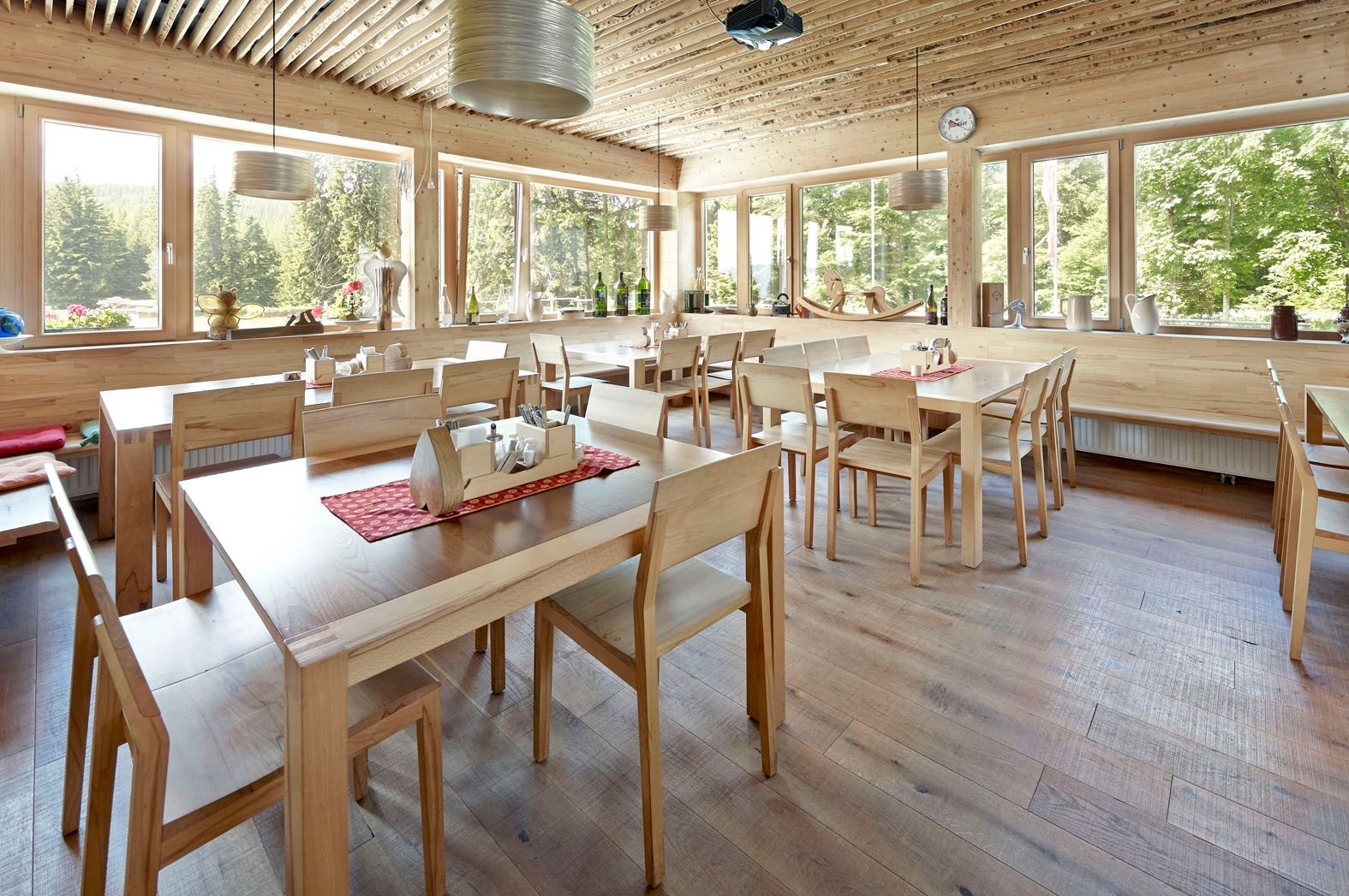 Friends of Nature House Knofeleben