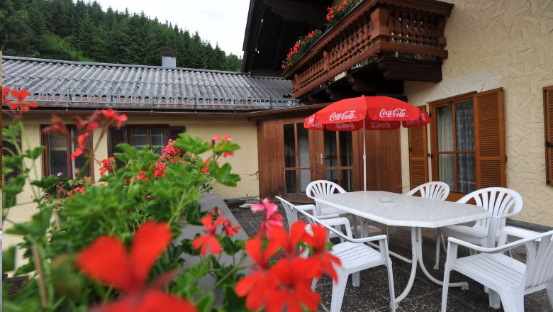 Terrace, © Tibor Borgyos