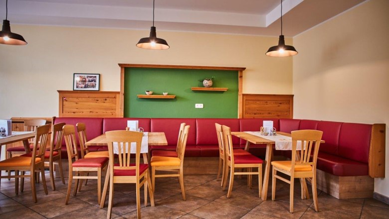 It's cozy in the Manker farm store, © Franz Gleiß