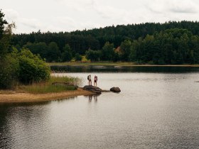 Der Weg entlang der Lainsitz, © Waldviertel Tourismus, Melanie Többe