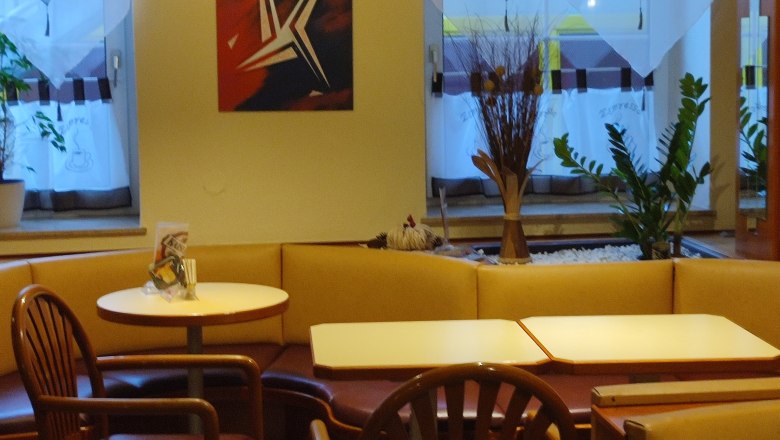 Caf&eacute; Milk & Sugar, &copy; Caf&eacute; Milch & Zucker