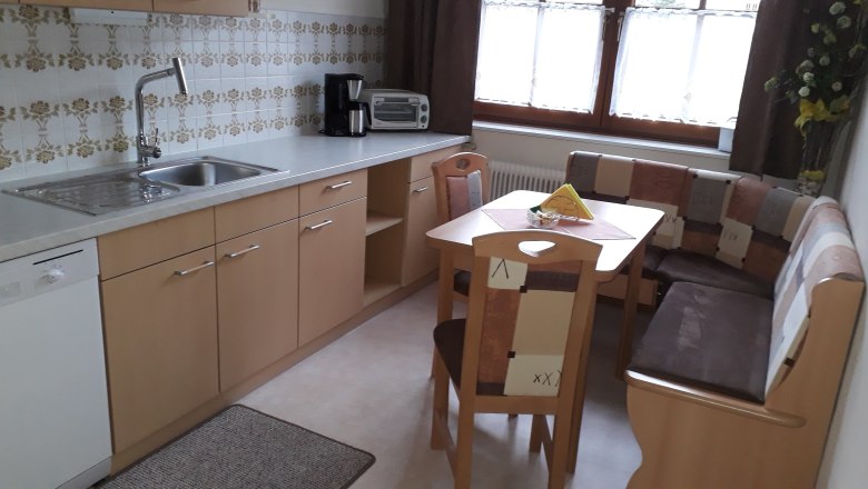 Kitchen in the vacation apartment in Haus Lindenhofer, &copy; Familie Lindenhofer