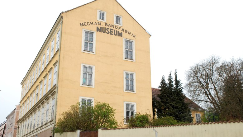 Exterior view of the Kunstfabrik Gro&szlig; Siegharts, &copy; Angelika Starkl