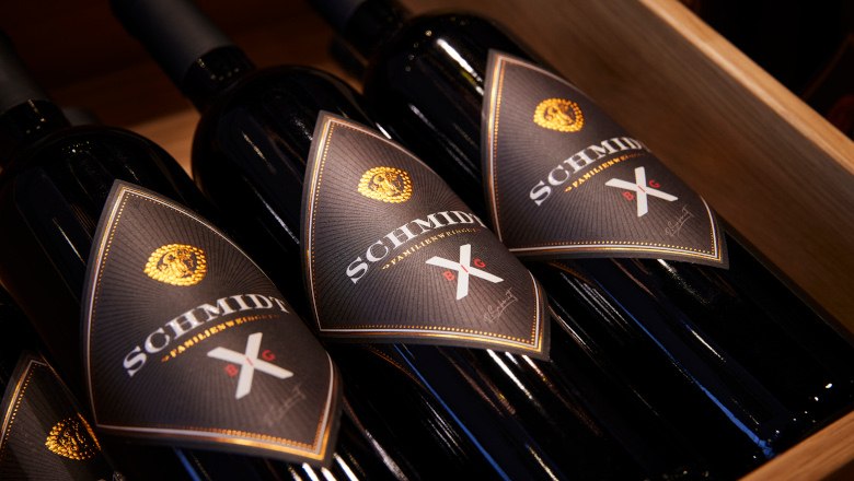 gleich an den Shop angrenzend unsere Weinlounge, © Ben Leitern