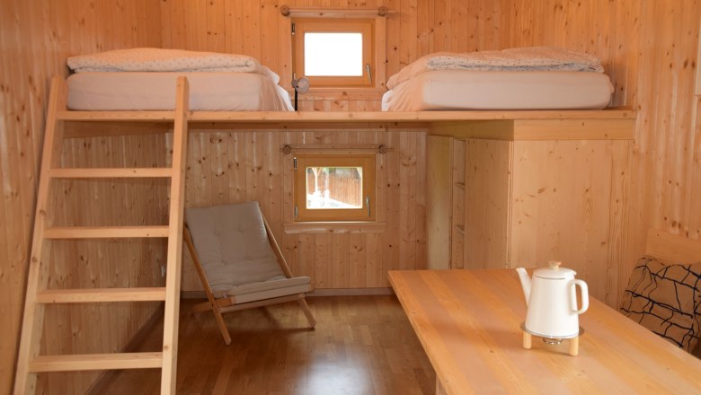 Cozy caravan at the Esperanza farm, &copy; Mag.a Martina Kotzina, Esperanza- Zentrum f&uuml;r tierunterst&uuml;tzte P&auml;dagogik