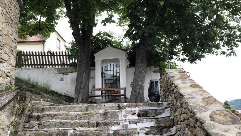 Kolomanistiege with Kreuzst&ouml;ckl, &copy; Donau N&Ouml; Tourismus GmbH