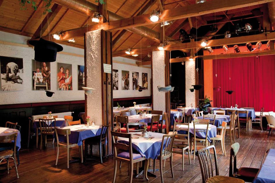 Theater Café