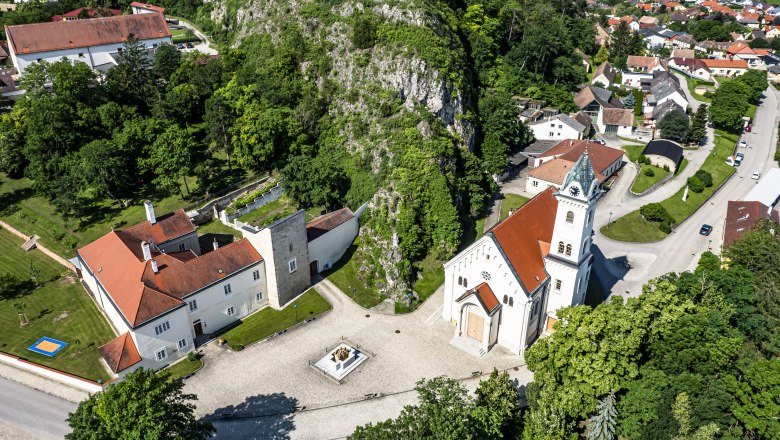Staatz parish church, © Robert Herbst