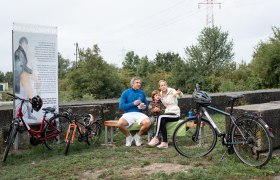 Canal tenant bench, © Silke Ebster