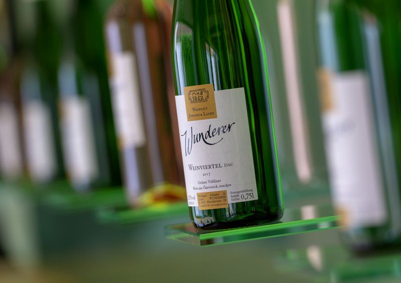 Close-up of a wine bottle with the label 'Wunderer Weinviertel dac'.