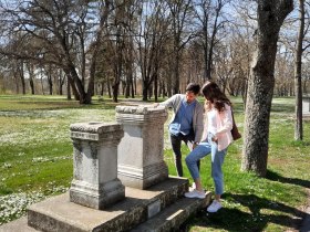 Ortsspaziergang Bad Deutsch-Altenburg, Pfaffenberg-Galerie im Kurpark, © Unknown