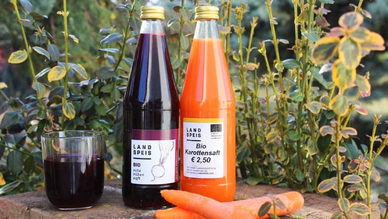 Vegetable juices, &copy; Landspeis