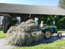 Vorbei an Bauernh&ouml;fen und Landwirtschaften, &copy; VSE, Nunzer Gertrud