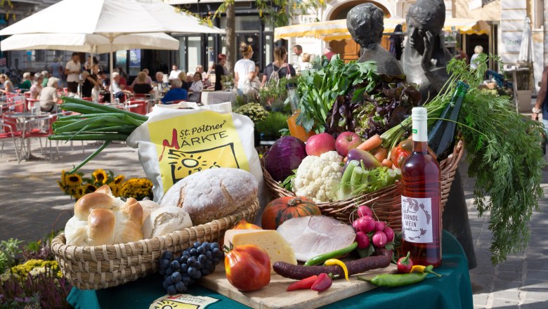 St. Pölten weekly market, © Werner Jäger