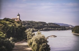 View of Schönbühel, © Daniela Matejschek