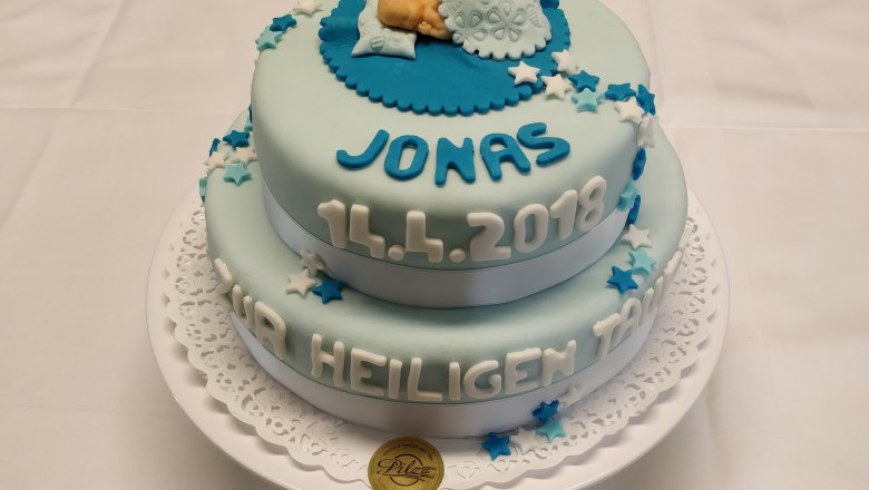 Christening cake, &copy; Tauftorte, &copy; B&auml;ckerei-Konditorei Pilz, Katrin Pilz