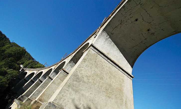 The impressive viaduct in Semmering once led to the Adriatic Sea., © Franz Zwickl