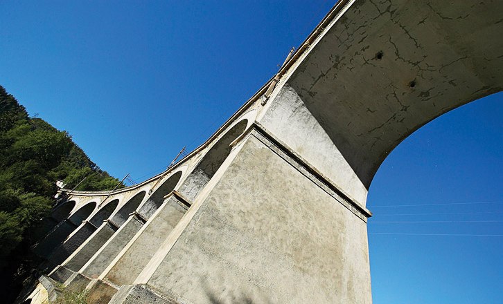 The impressive viaduct in Semmering once led to the Adriatic Sea., © Franz Zwickl
