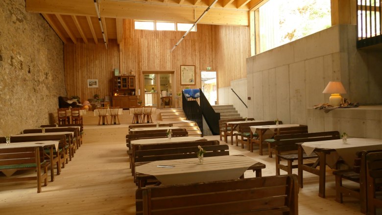 c-christine-dworschak-araburg-stueberl-below-p1100388-1, &copy; Araburg St&uuml;berl-Christine Dworschak