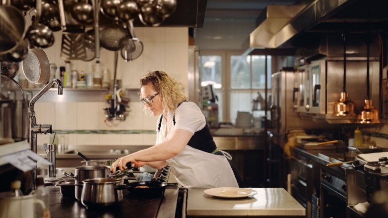 Perbersdorfer wine tavern & hotel, © Moststraße, dochbodnliacht