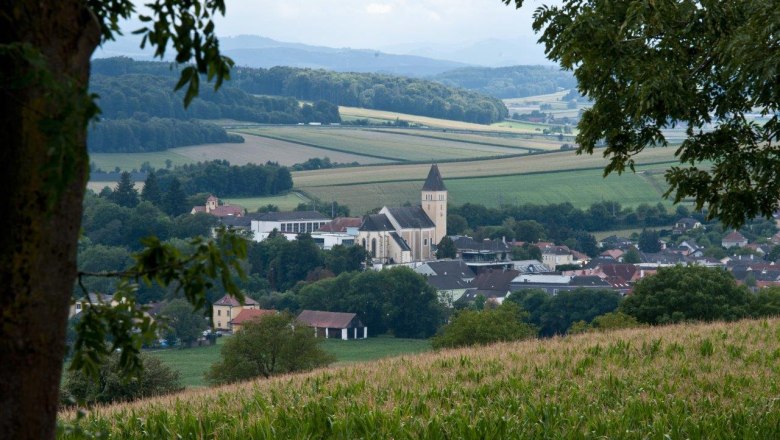 View of B&ouml;heimkirchen, &copy; Marktgemeinde B&ouml;heimkirchen