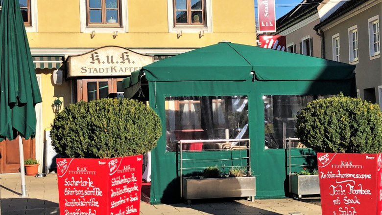 K.u.K. Stadtcafe on Thörringplatz in Pöchlarn, © Donau NÖ Tourismus GmbH