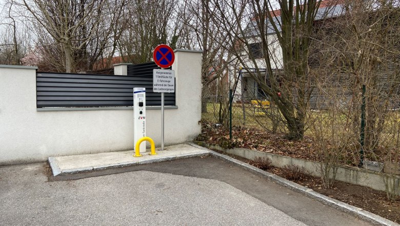 Charging station on Taglerstra&szlig;e in Langenlois, &copy; Ursin Haus
