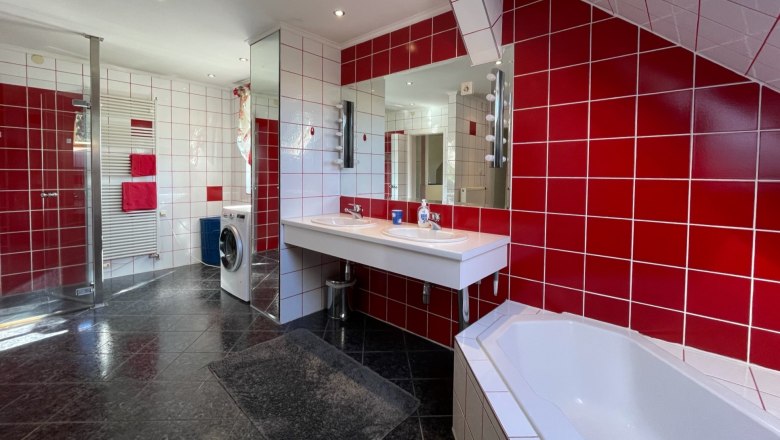 Bathroom, © Vivian Knor