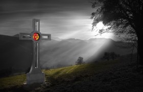 Cross on the Restenbauerhöhe, © Marktgemeinde Hofstetten-Grünau