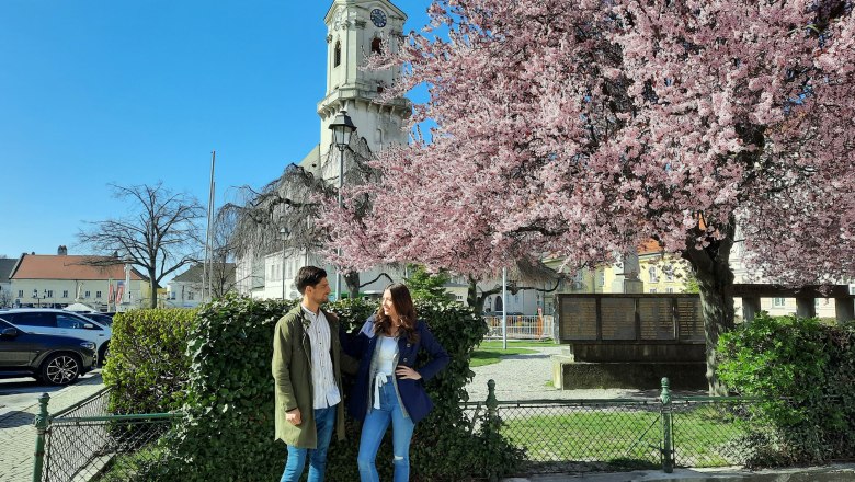Town walk Bruck/Leitha, main square, © Donau Niederösterreich, Neubauer