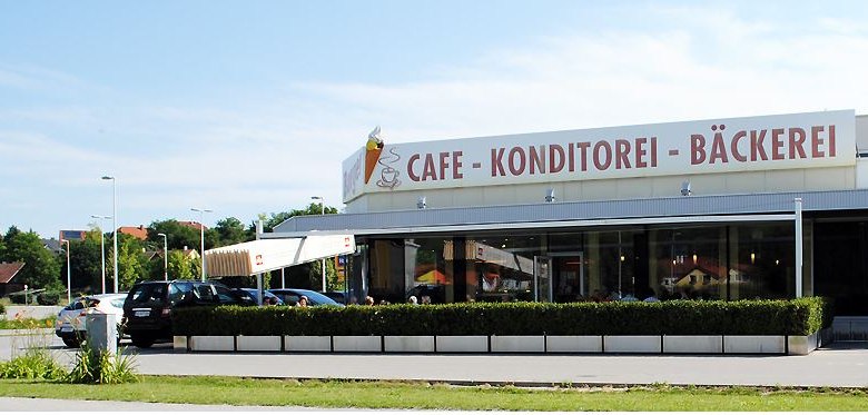 Cafe Bakery Burger, &copy; Peter Burger