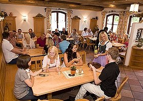 Keller (Copyright: Dungel), &copy; Wienerwald