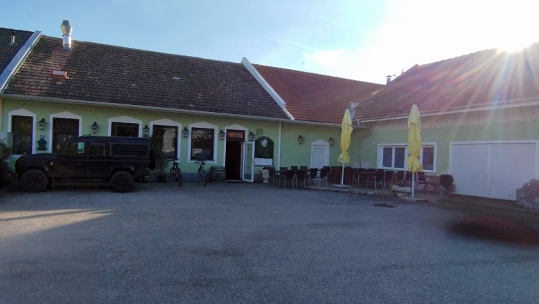 Stixer Hof, Stixneusiedl, exterior view