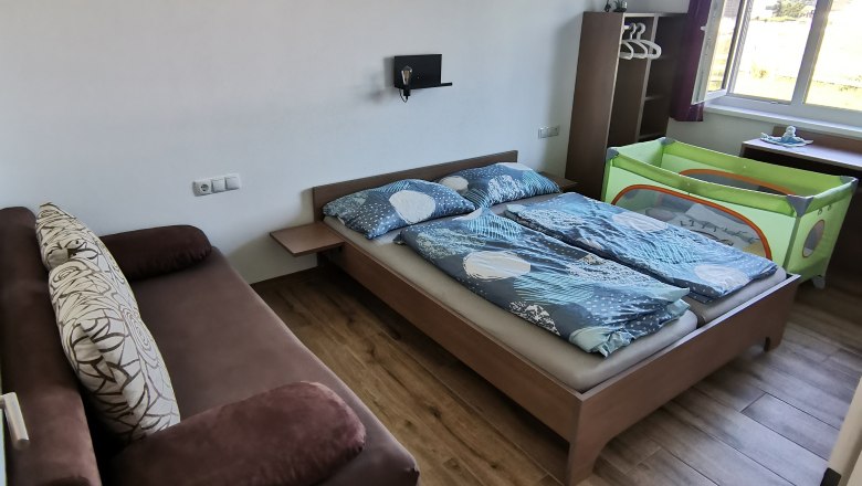 Triple room with extra bed, &copy; Ferienwohnung Florine