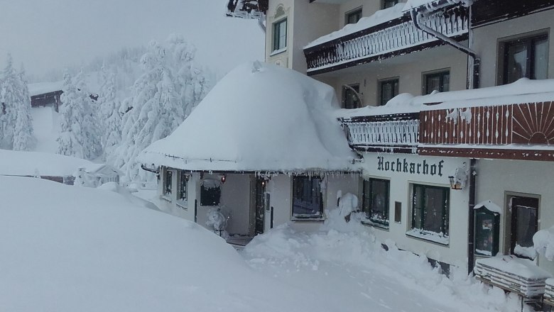 Hochkarhof in winter, &copy; Fam. Kronsteiner