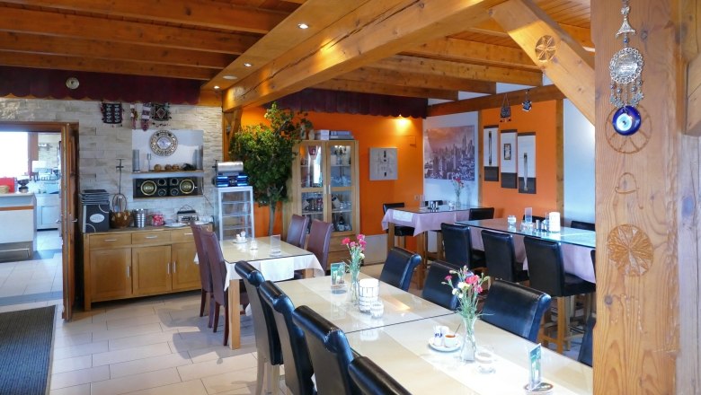 Kurtis Kebap + Pizza, &copy; Marketing St.P&ouml;lten GmbH