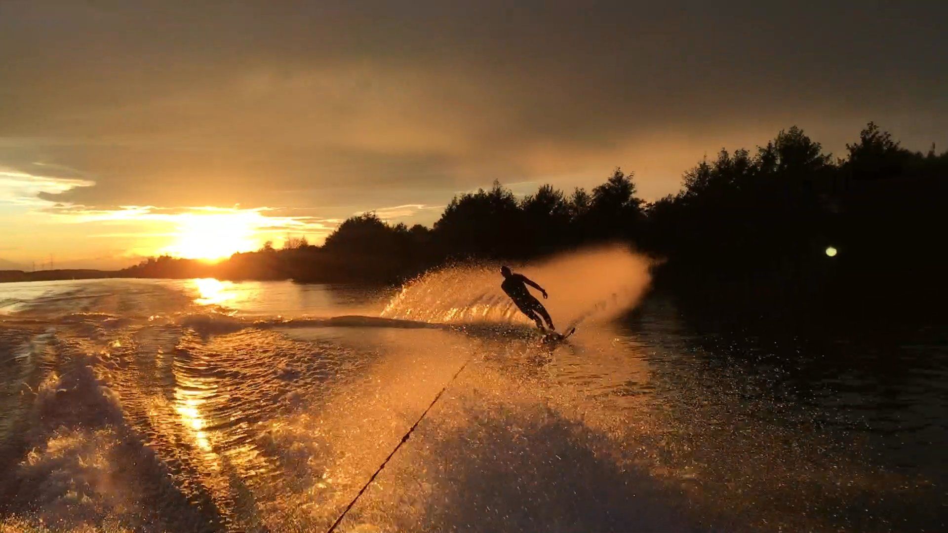 Water skiing in Tulln on the Danube