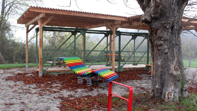 Rest area colorful WIPPLIEGEN, © Hans Kopitz