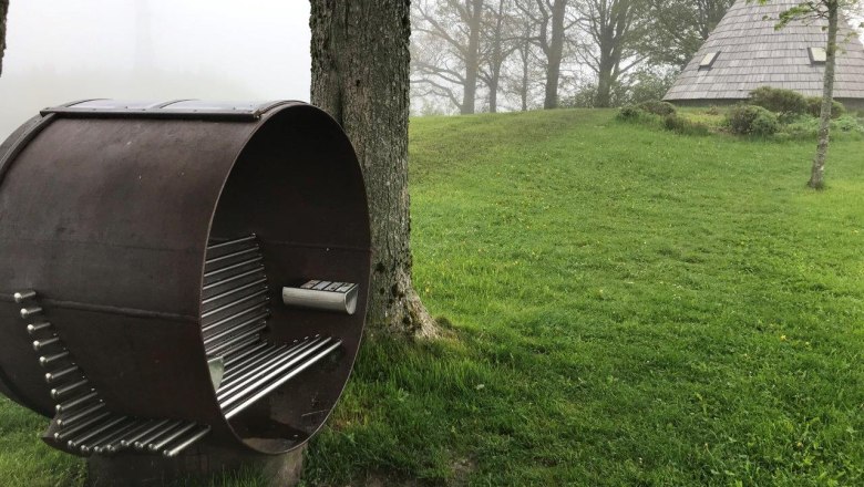 Sonntagberg armchair, &copy; Eisenstra&szlig;e Nieder&ouml;sterreich