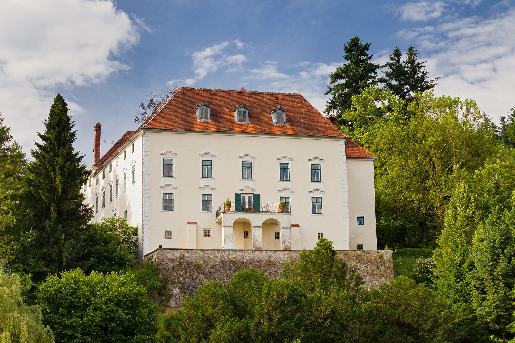 Ernegg Castle