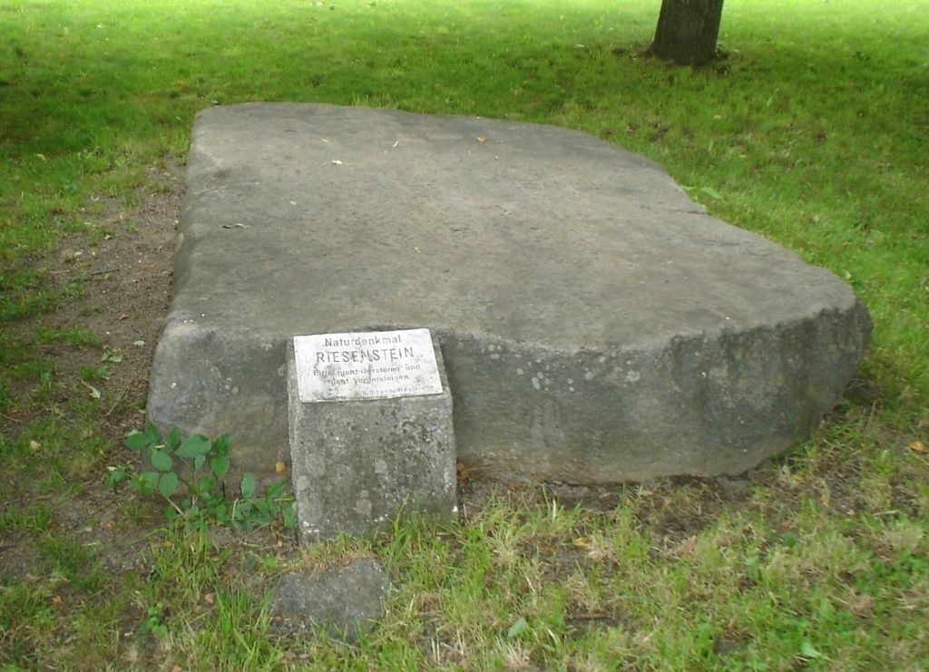 Giant stone in Mold