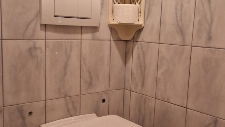 Bathroom, © Gabriele Tromp