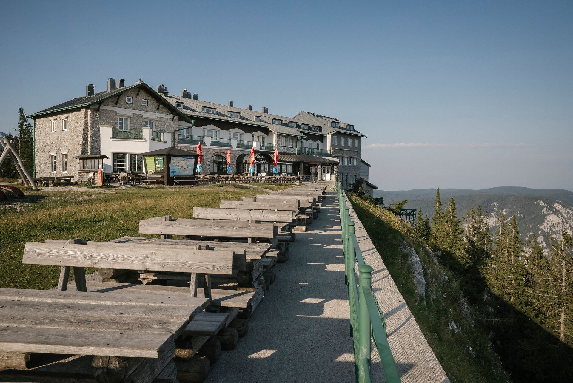 Raxalm Mountain Inn with benches along the observation deck