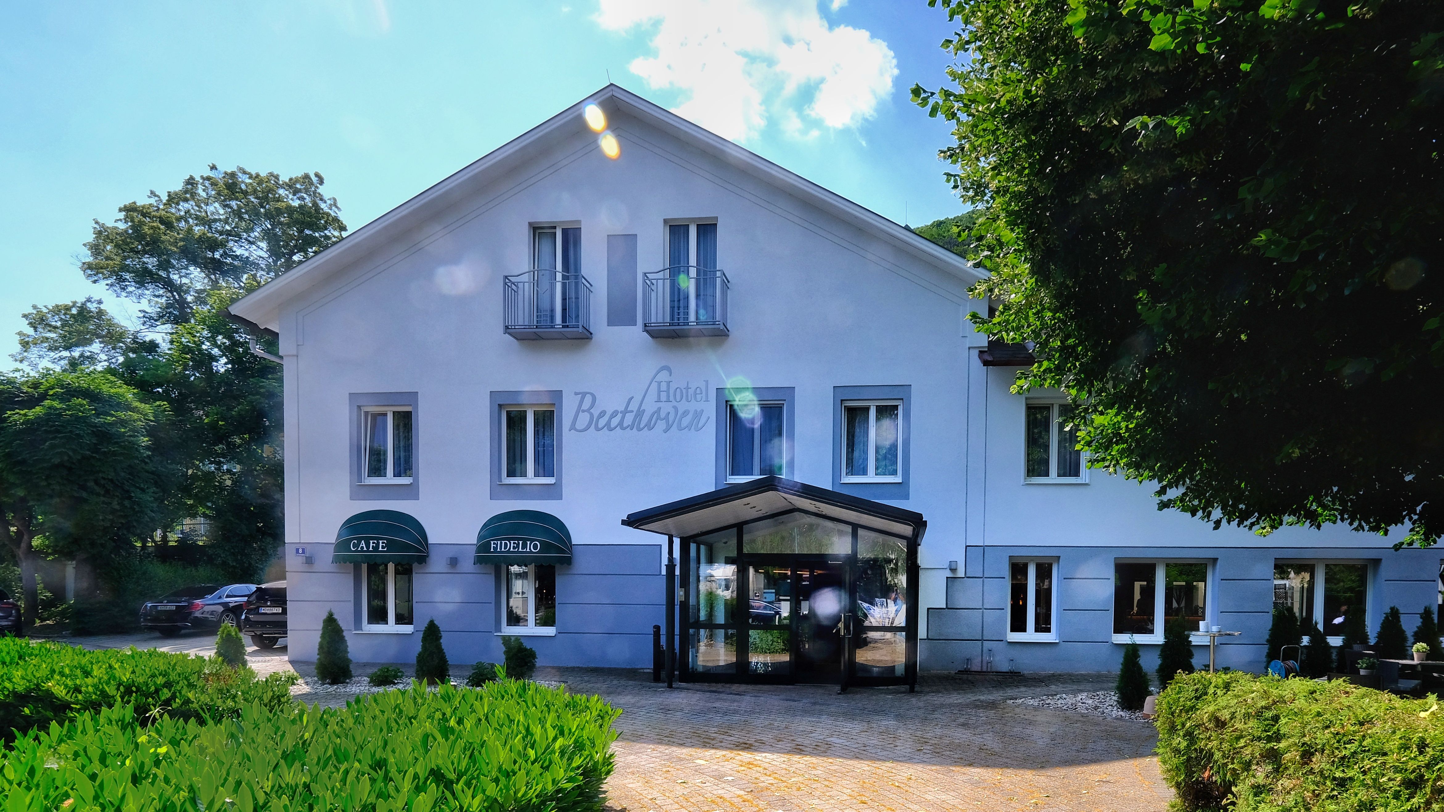 Hotel Exterior Ettl 4