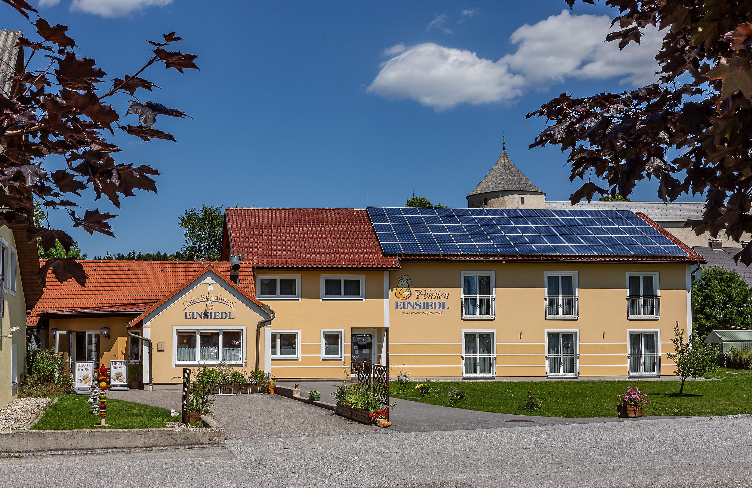 Café-Pastry Shop-Pension Einsiedl