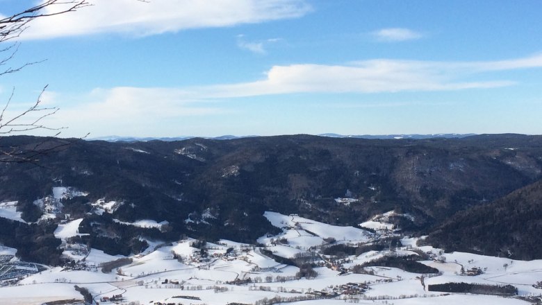 Summit experience from Ostrong - hiking trail directly adjacent to the farm, © 1000 Krauthof