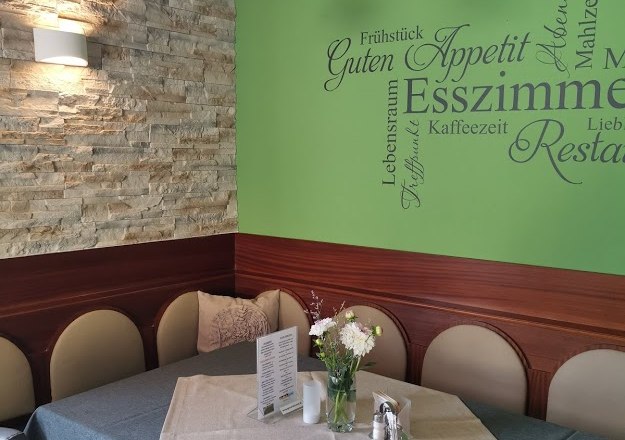 dining room_1, &copy; Martin Traxler