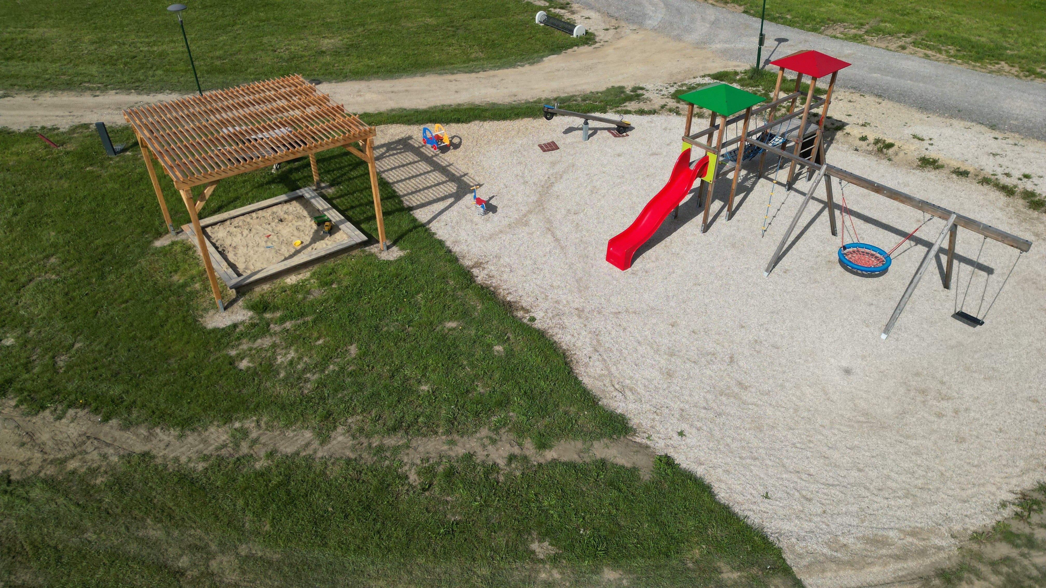 Playground in the Fahrafeld retention basin